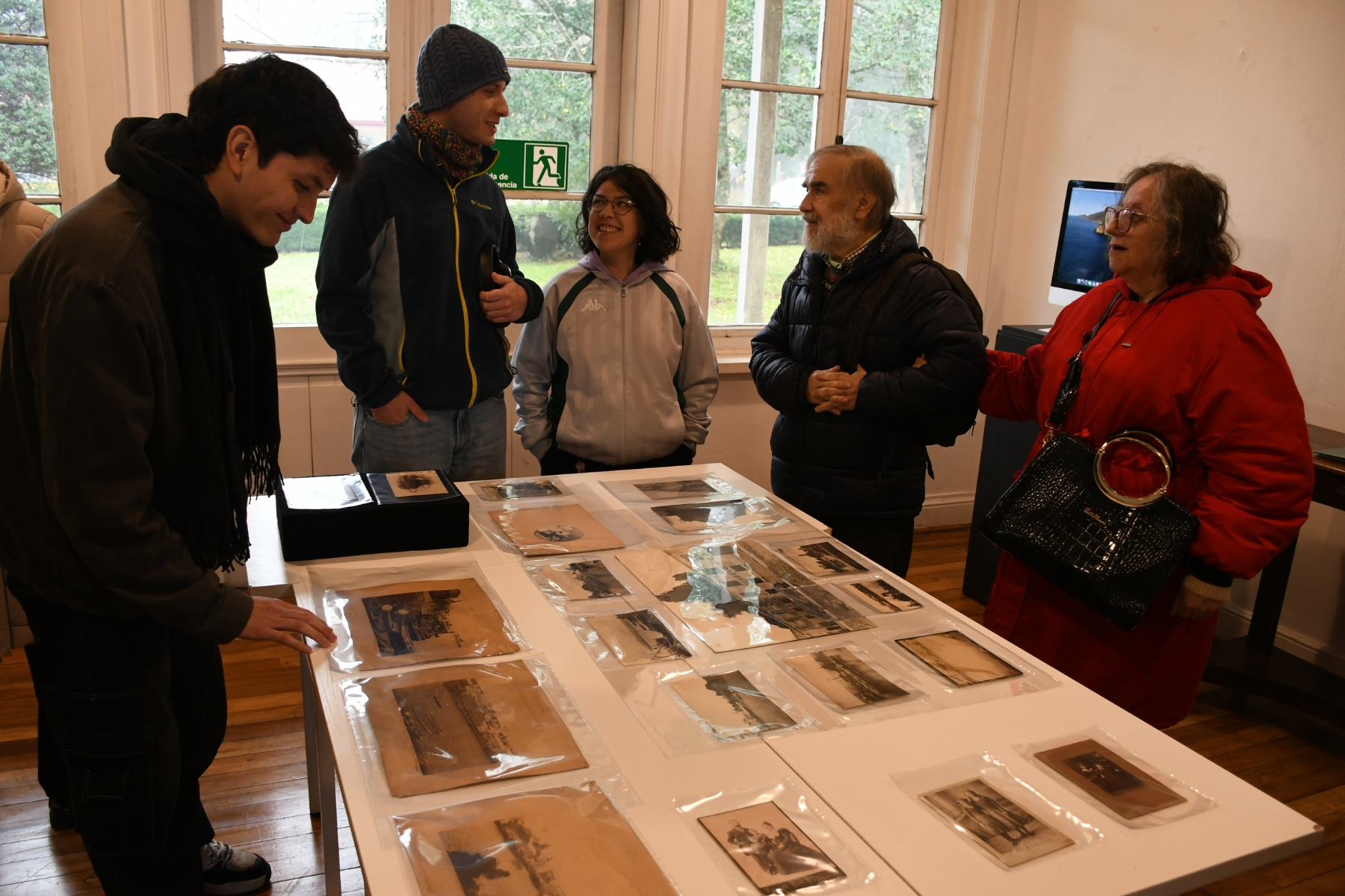 Dirección Museológica UACh inaugura sala para acceder a acervos digitalizados