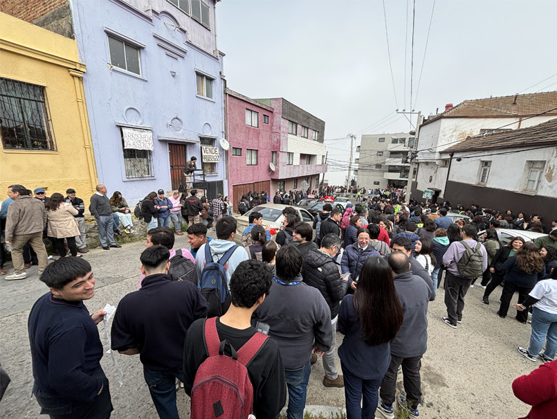 Más de 15 mil personas de la Comunidad PUCV participaron en simulacro de evacuación por sismo y tsunami