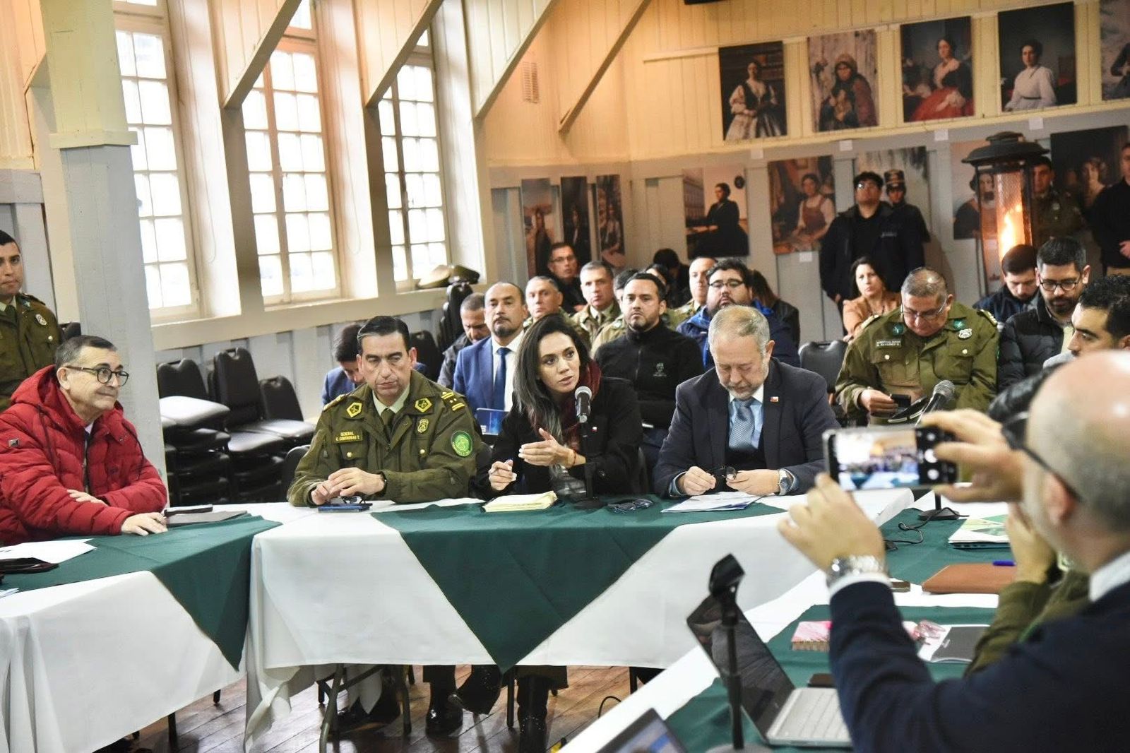 Gobierno revisó planes comunales de Seguridad y delineó hoja de ruta para este 2026 en Los Ríos