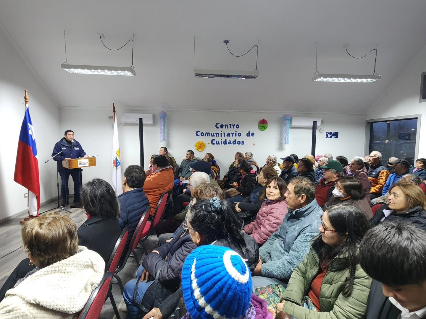 MUNICIPALIDAD DE LOS LAGOS DIO INICIO AL MES DEL BUEN TRATO A LAS PERSONAS MAYORES EN ANTILHUE